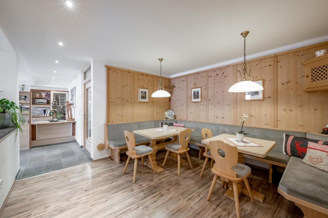 Platoell Homes ザーファウス エクステリア 写真